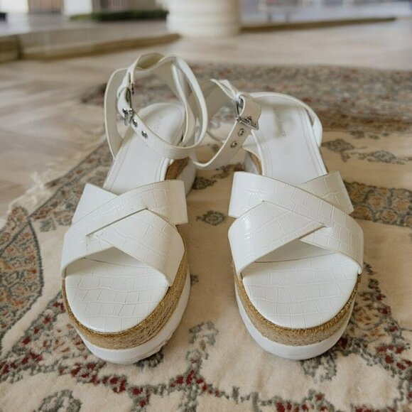 Marc Fisher Zarita Espadrille Wedge Sandal - Size 11 - Picture 1 of 9